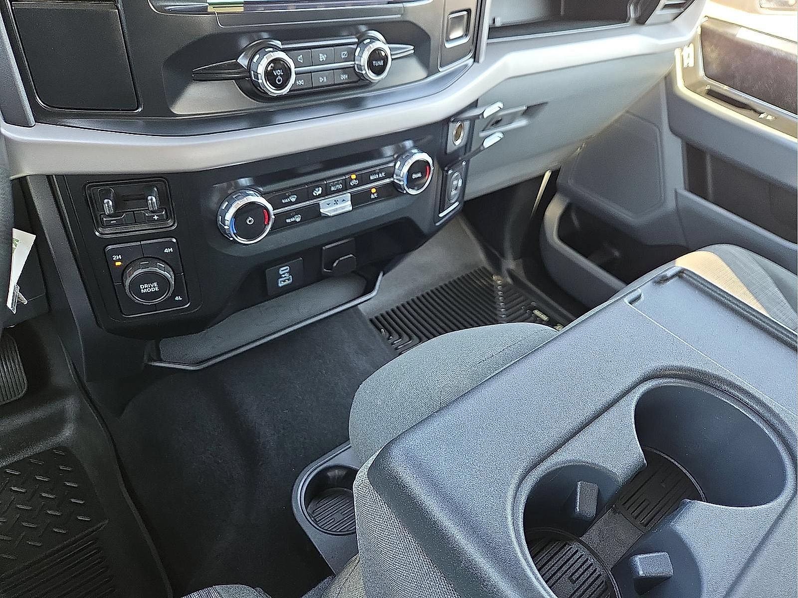 Used 2023 Ford F150 XLT w/ Equipment Group 301A Mid AWD/4WD image 25