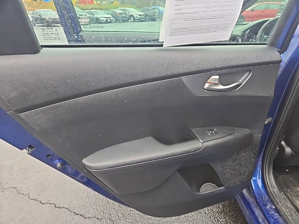 Used 2021 Kia Forte LXS image 11