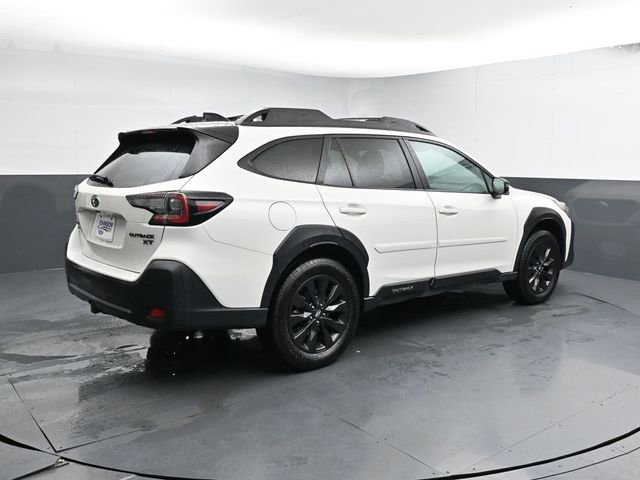 Used 2025 Subaru Outback Onyx Edition XT image 11