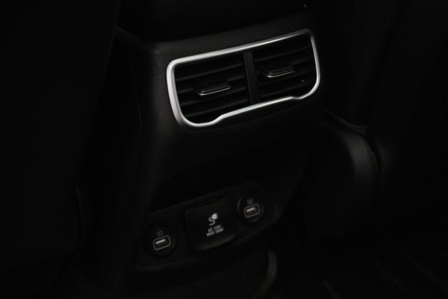 Used 2023 Hyundai Santa Fe Calligraphy AWD/4WD image 26