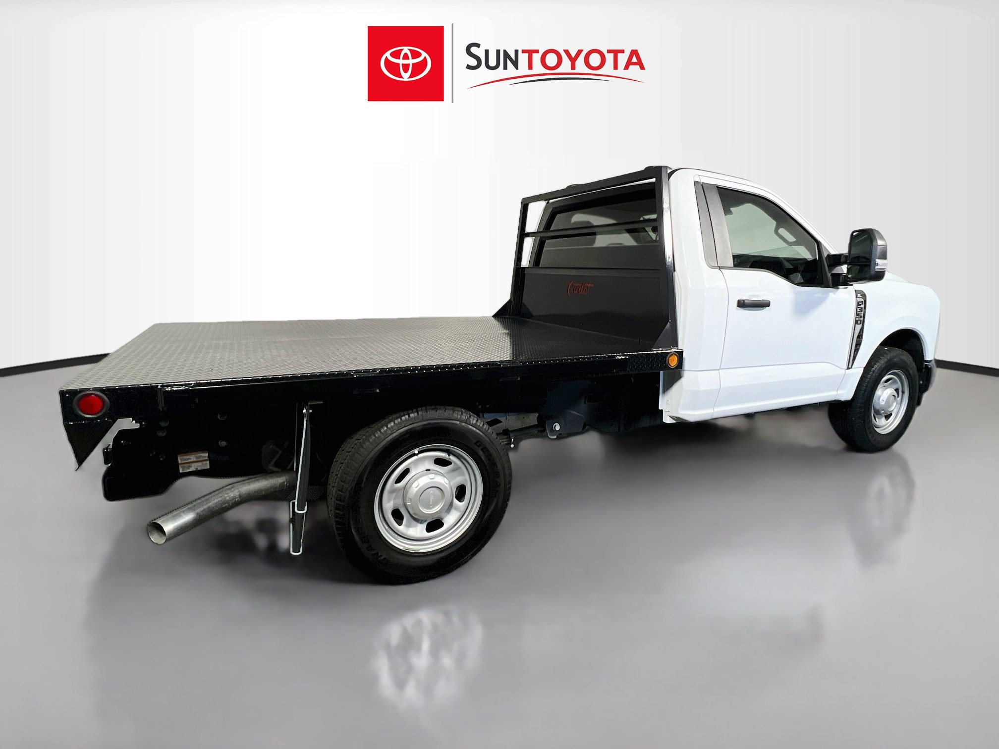Used 2024 Ford F350 XL w/ XL Driver Assist Package RWD image 4