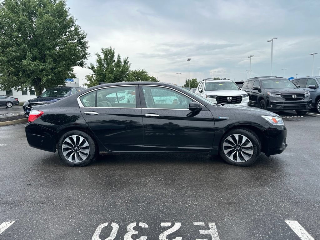 Used 2015 Honda Accord Touring image 12