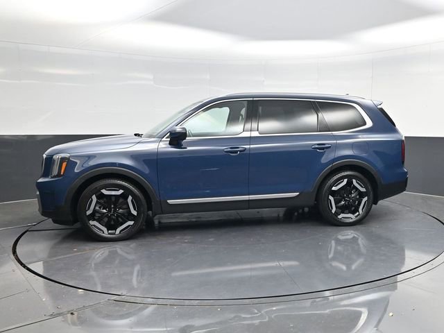 Used 2023 Kia Telluride EX image 6