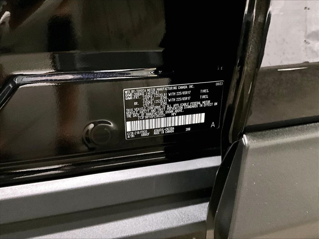 Certified 2023 Toyota RAV4 LE AWD/4WD image 34