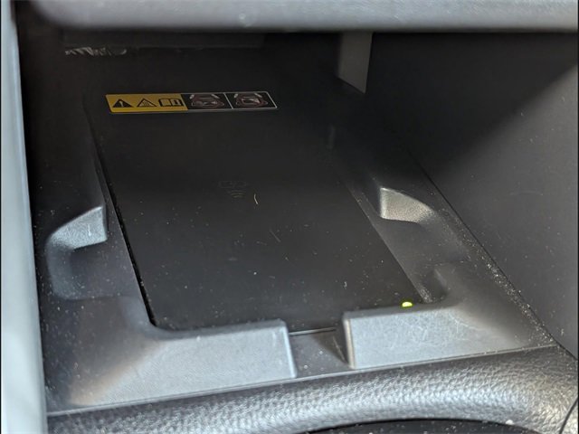 Used 2024 Toyota Corolla Cross XSE w/ Convenience Package image 15