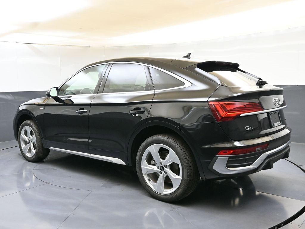 Certified 2025 Audi Q5 2.0T Premium Plus w/ Premium Plus Package image 3