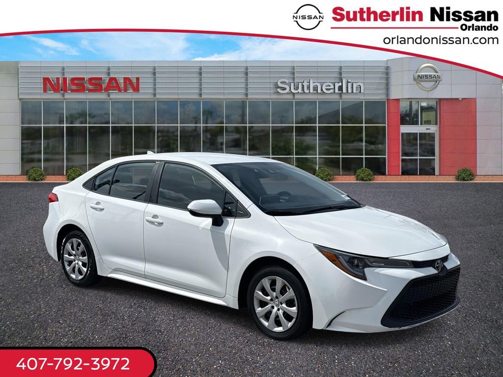 Used 2021 Toyota Corolla LE image 1