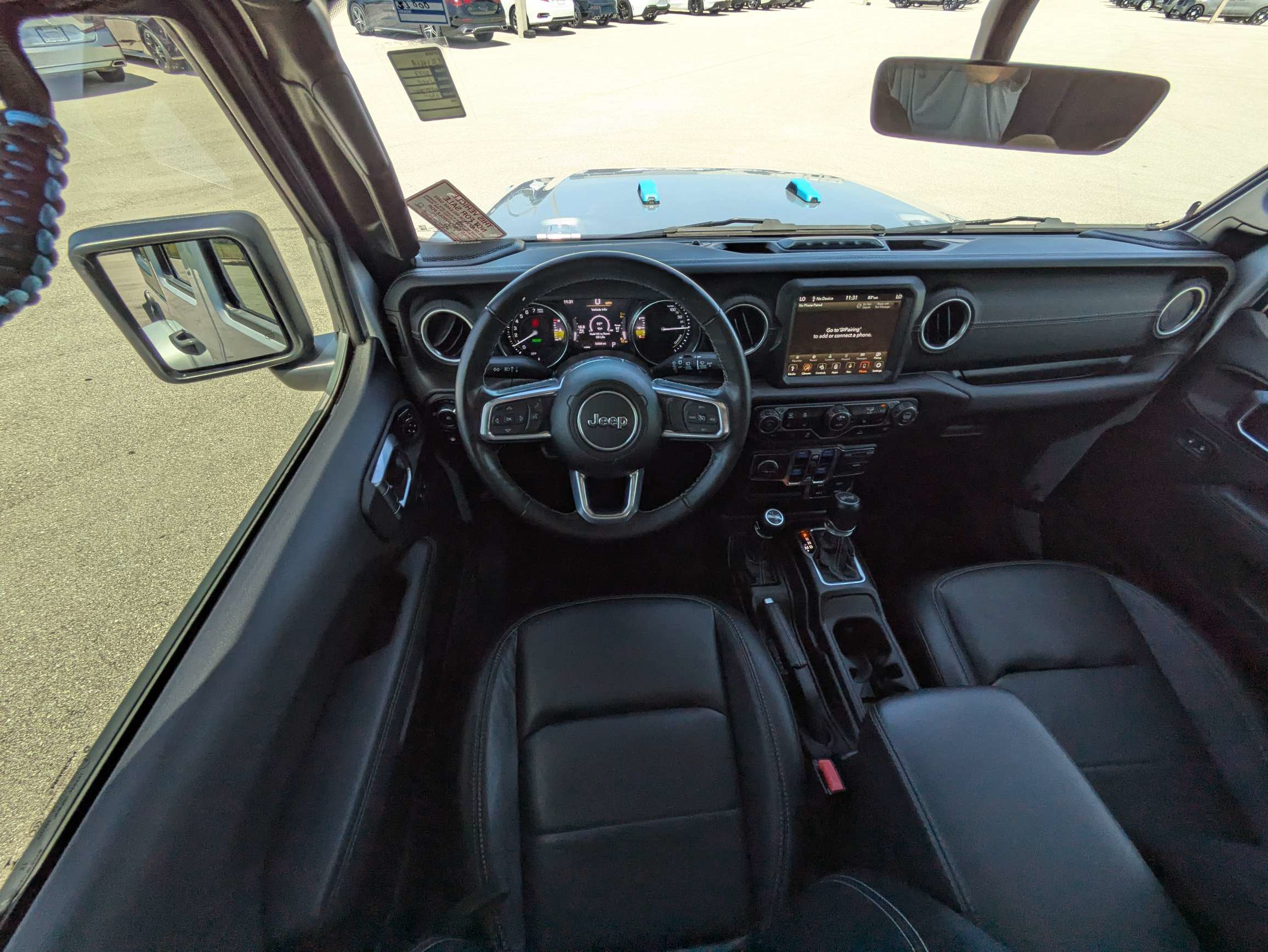 Used 2023 Jeep Wrangler Unlimited Sahara w/ Cold Weather Group AWD/4WD image 18