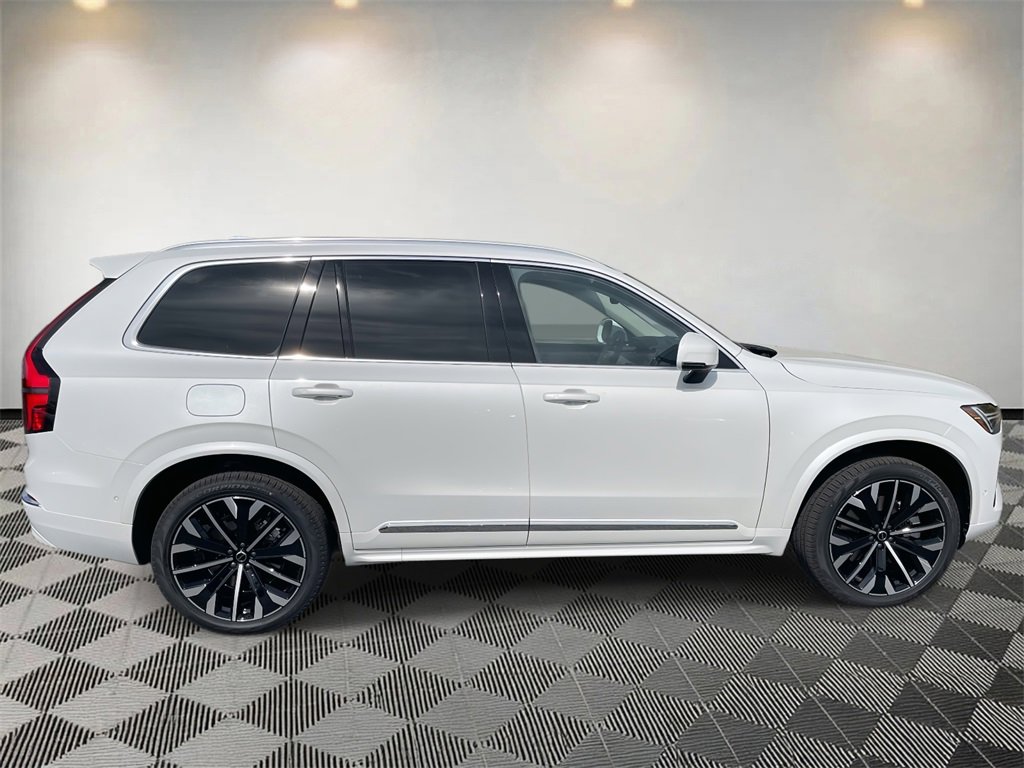 New 2026 Volvo XC90 T8 Ultra image 2