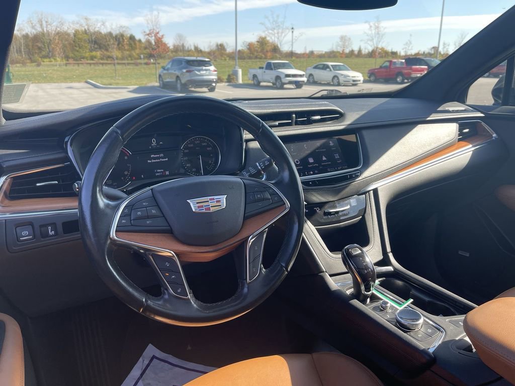 Certified 2022 Cadillac XT5 Premium Luxury image 18