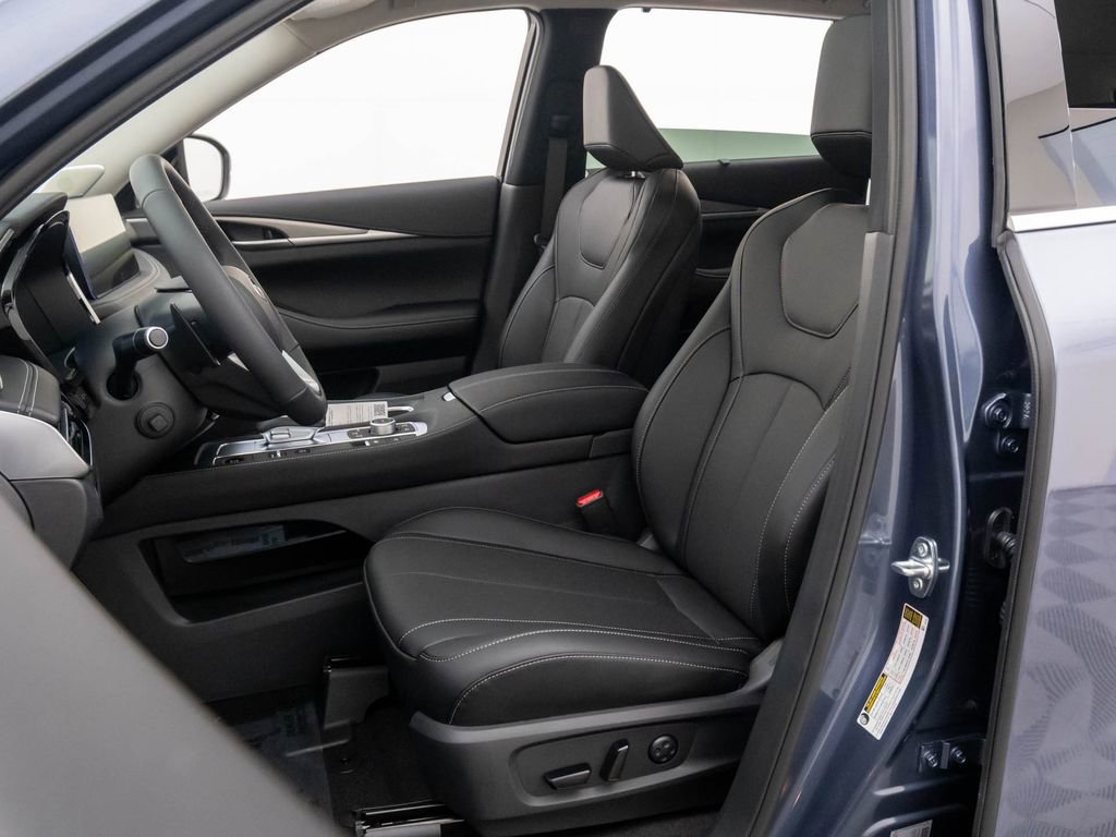 New 2026 INFINITI QX60 Luxe image 15