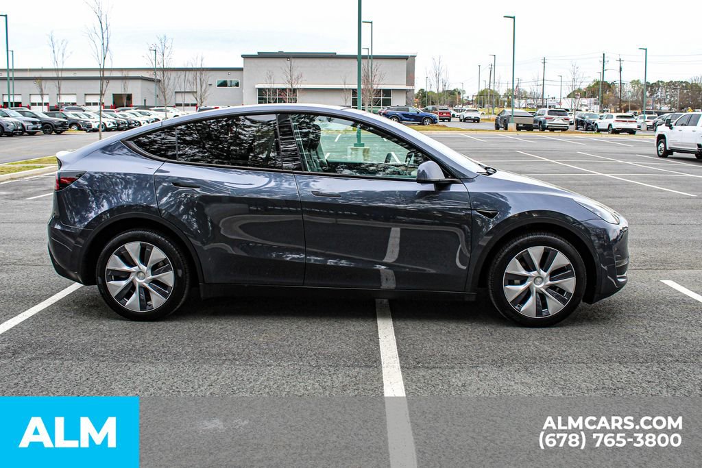 Used 2023 Tesla Model Y Long Range image 9