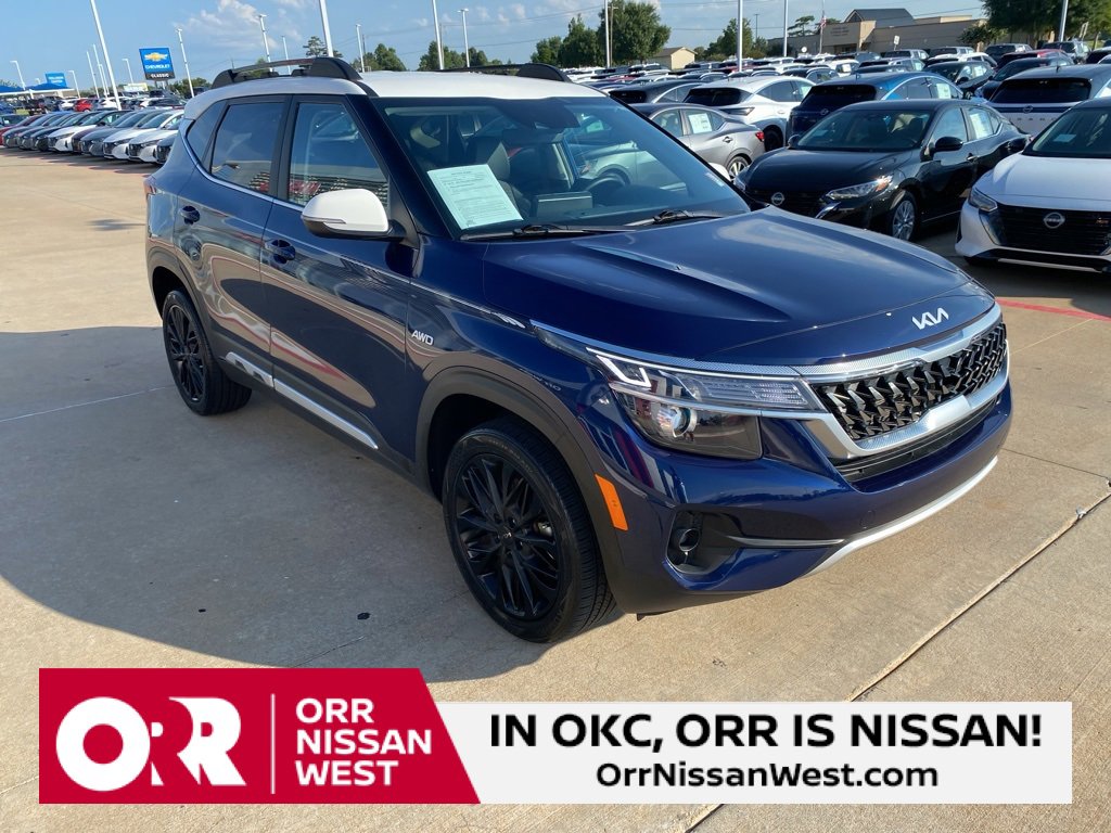 Used 2023 Kia Seltos Nightfall Edition image 7