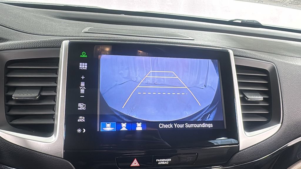 Used 2016 Honda Pilot Touring image 28