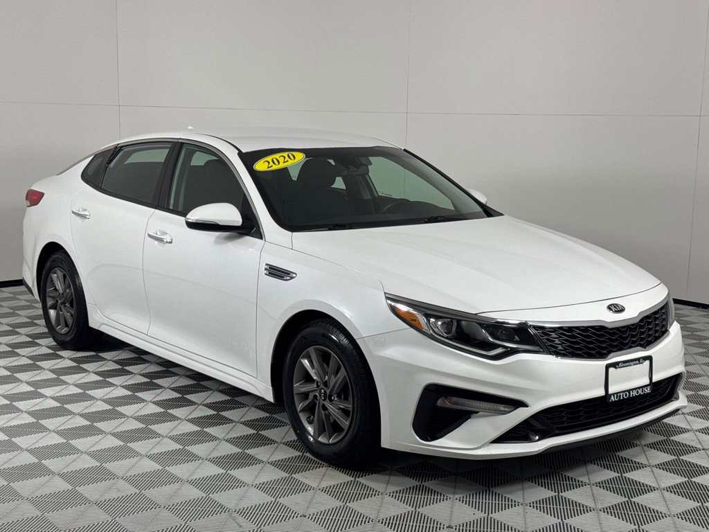 Used 2020 Kia Optima LX image 3