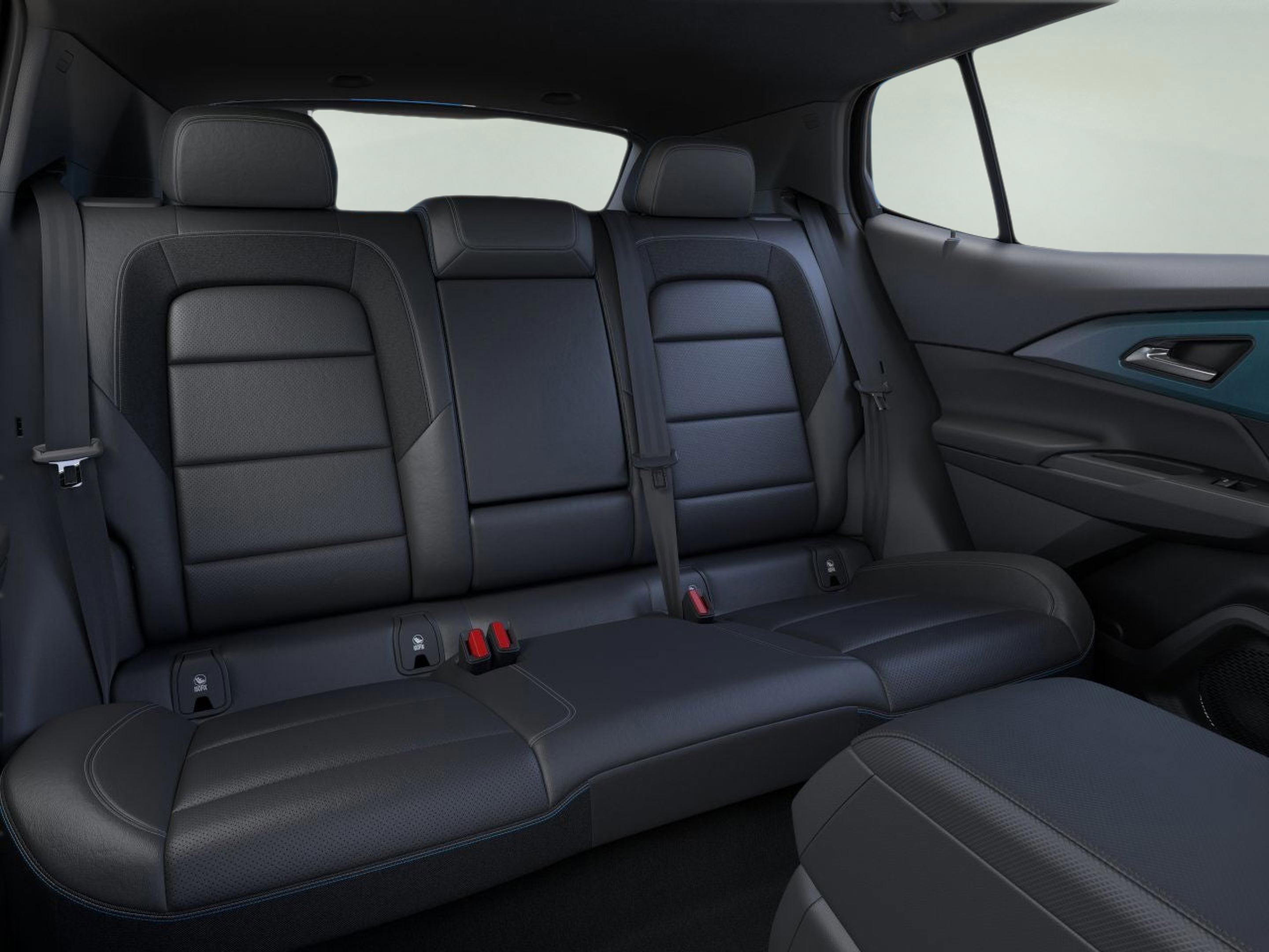 New 2026 Chevrolet Equinox EV LT image 11