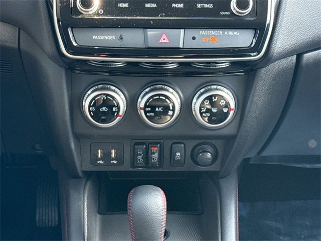 Used 2025 Mitsubishi Outlander Sport 2.0 S image 27