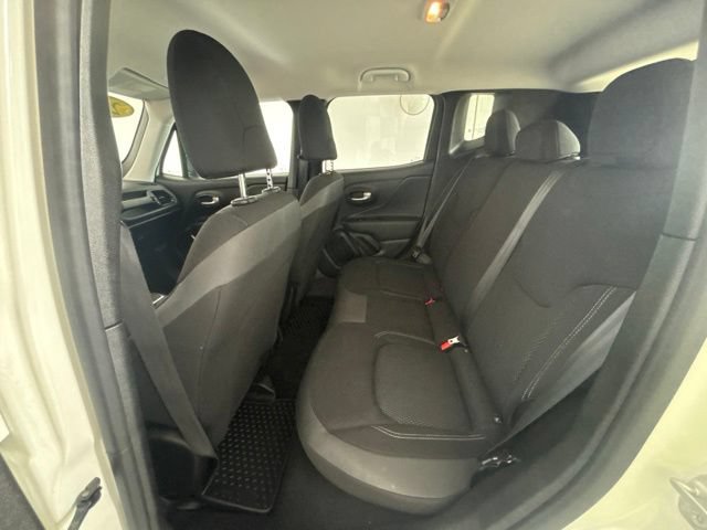 Used 2023 Jeep Renegade Altitude w/ Convenience Group I AWD/4WD image 21