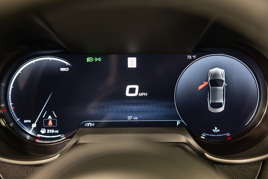 New 2026 Alfa Romeo Giulia AWD image 27