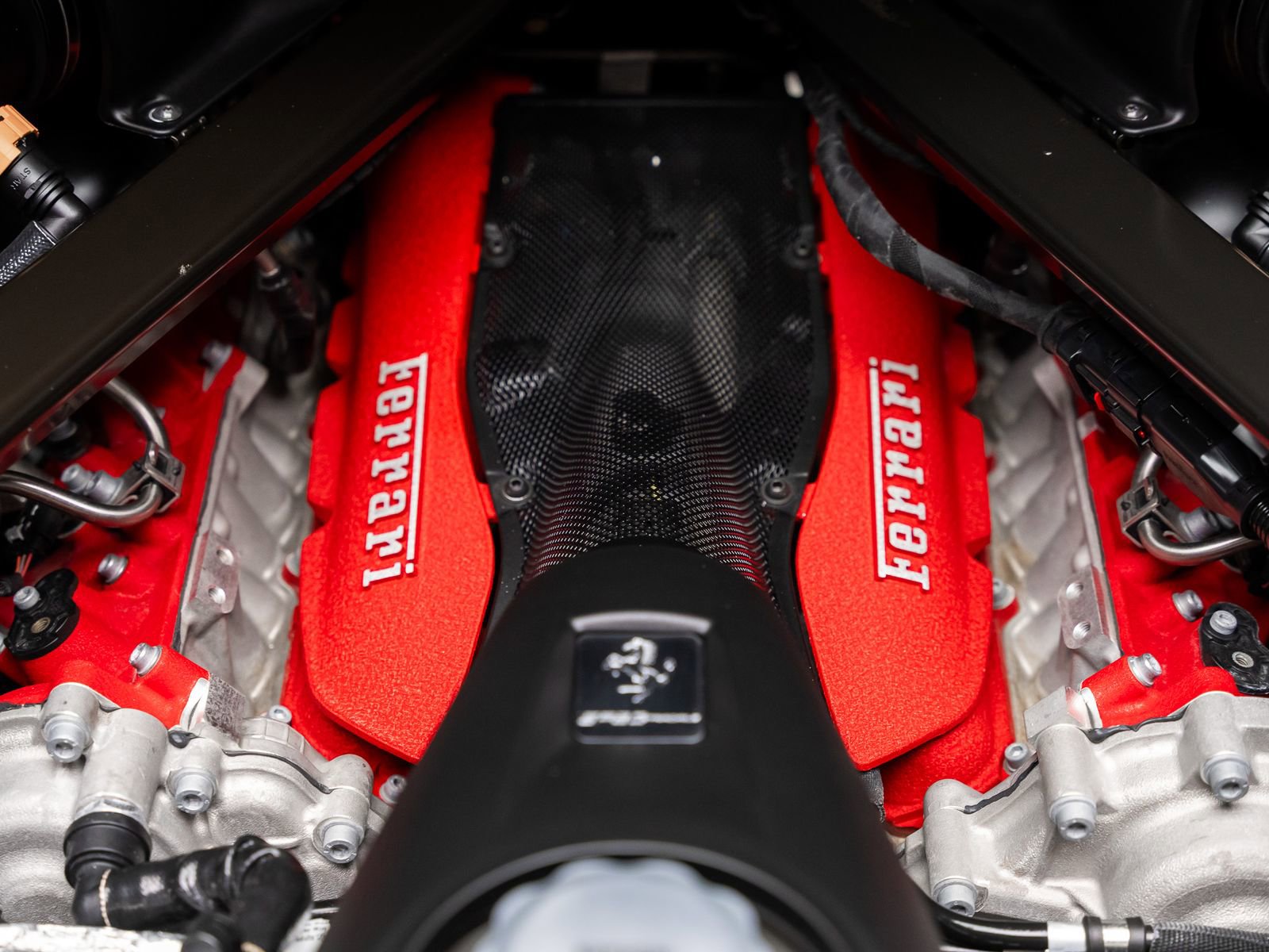 Used 2021 Ferrari SF90 Stradale AWD/4WD image 60