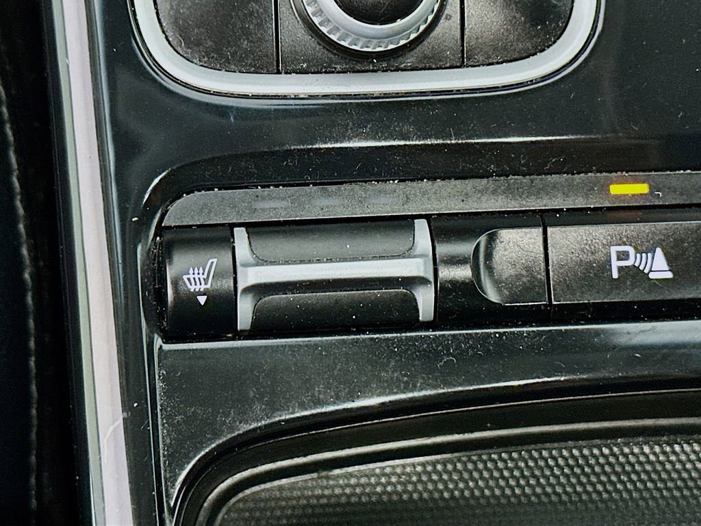 Used 2018 Kia Stinger Premium image 20