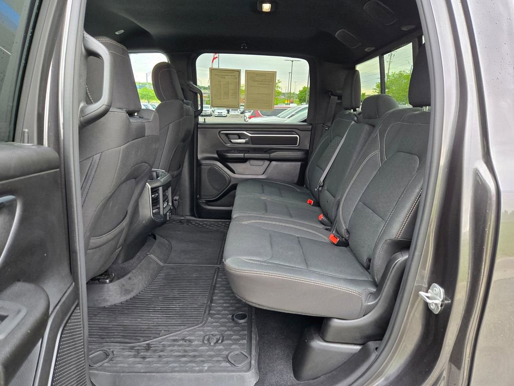 Used 2025 RAM 1500 Big Horn AWD/4WD image 30