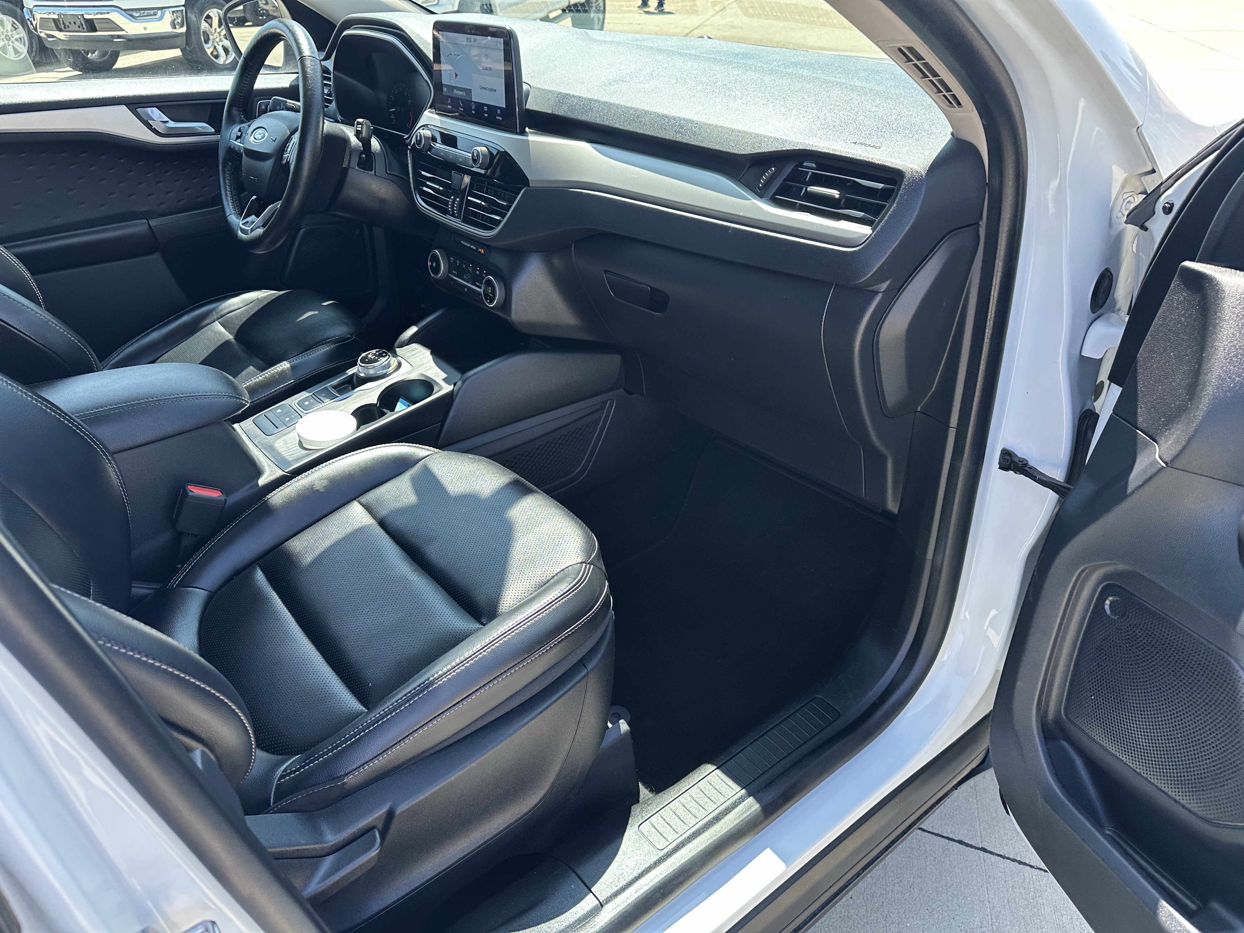 Used 2020 Ford Escape SEL FWD image 10