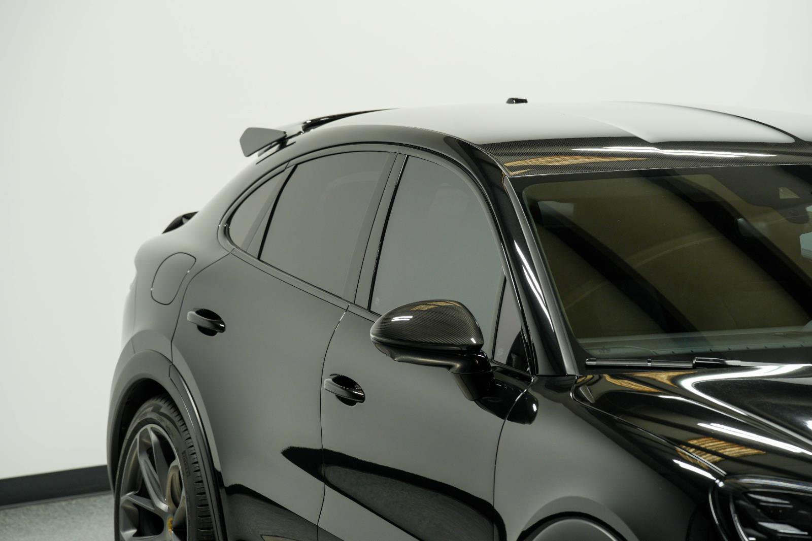 Used 2024 Porsche Cayenne Turbo GT image 32