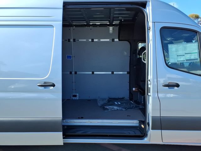 New 2026 Mercedes-Benz Sprinter 2500 image 23