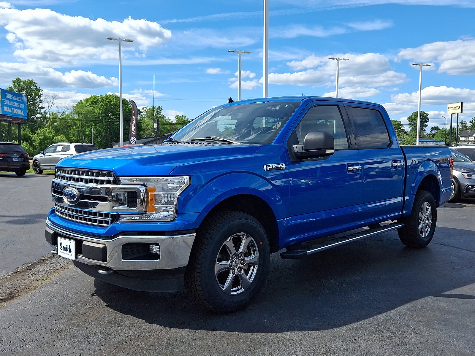Used 2020 Ford F150 XLT w/ Equipment Group 302A Luxury AWD/4WD image 3