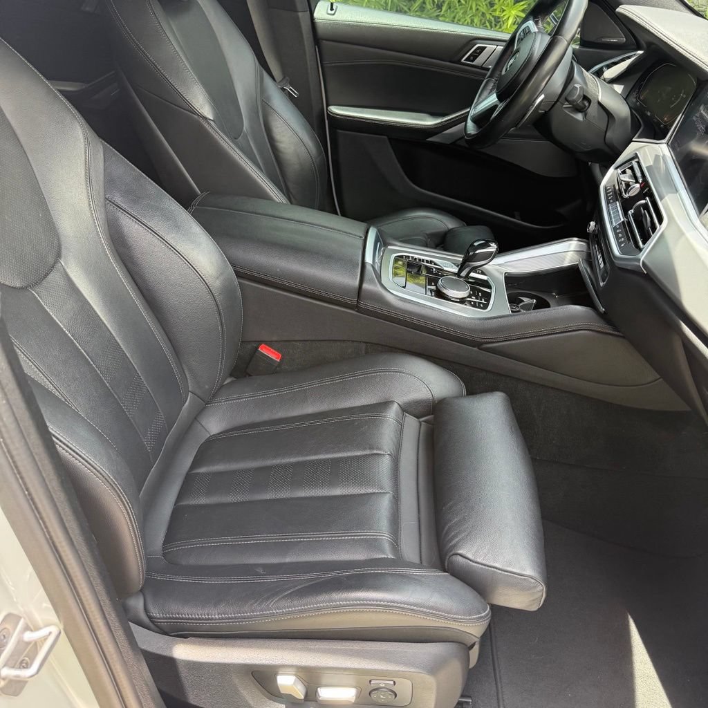 Used 2021 BMW X6 sDrive40i w/ M Sport Package RWD image 11