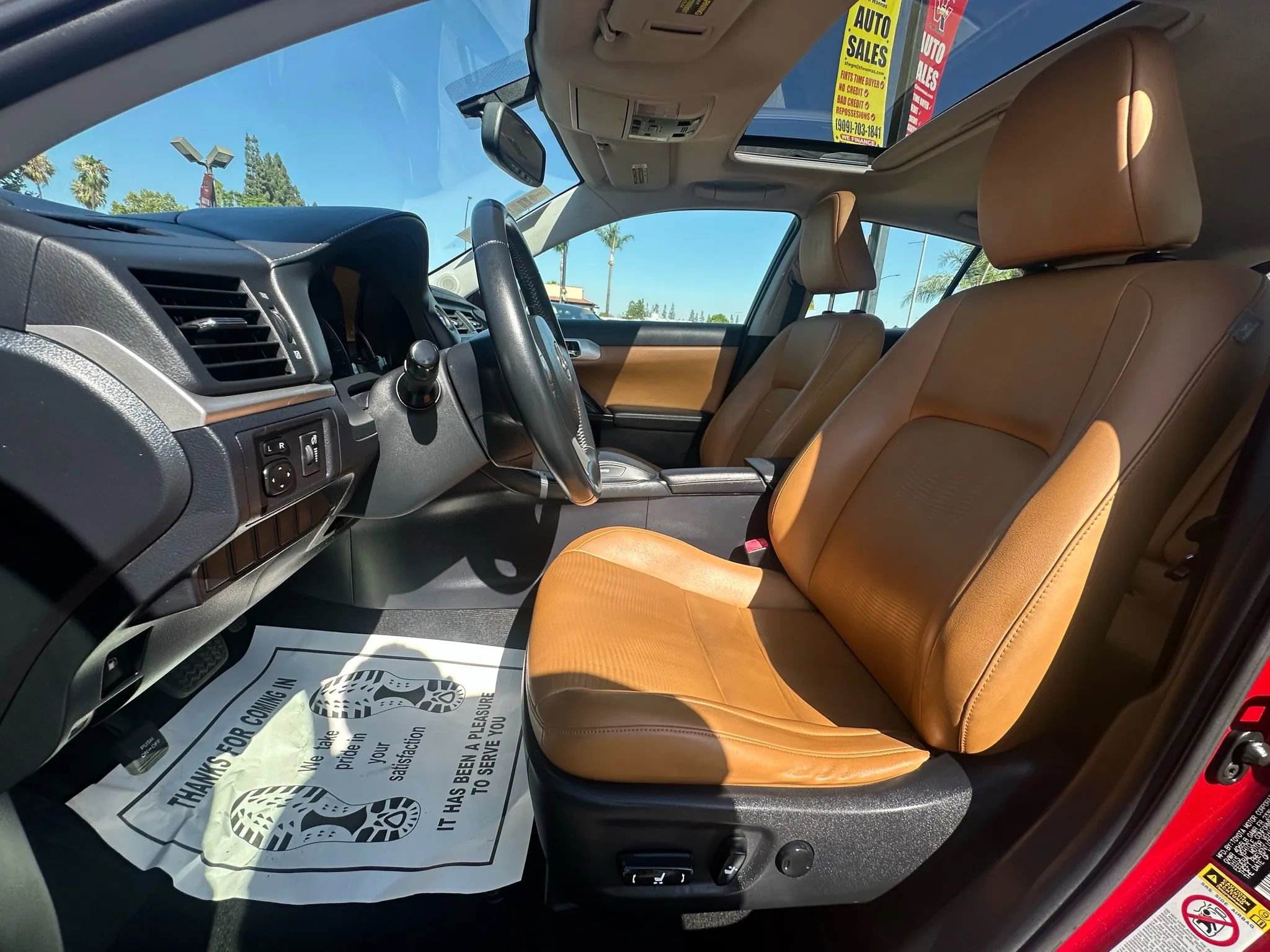 Used 2013 Lexus CT 200h w/ Premium Pkg w/Navigation FWD image 15