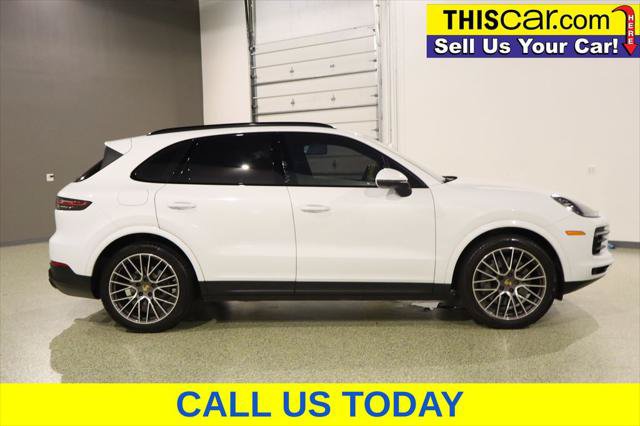 Used 2020 Porsche Cayenne S AWD/4WD image 8