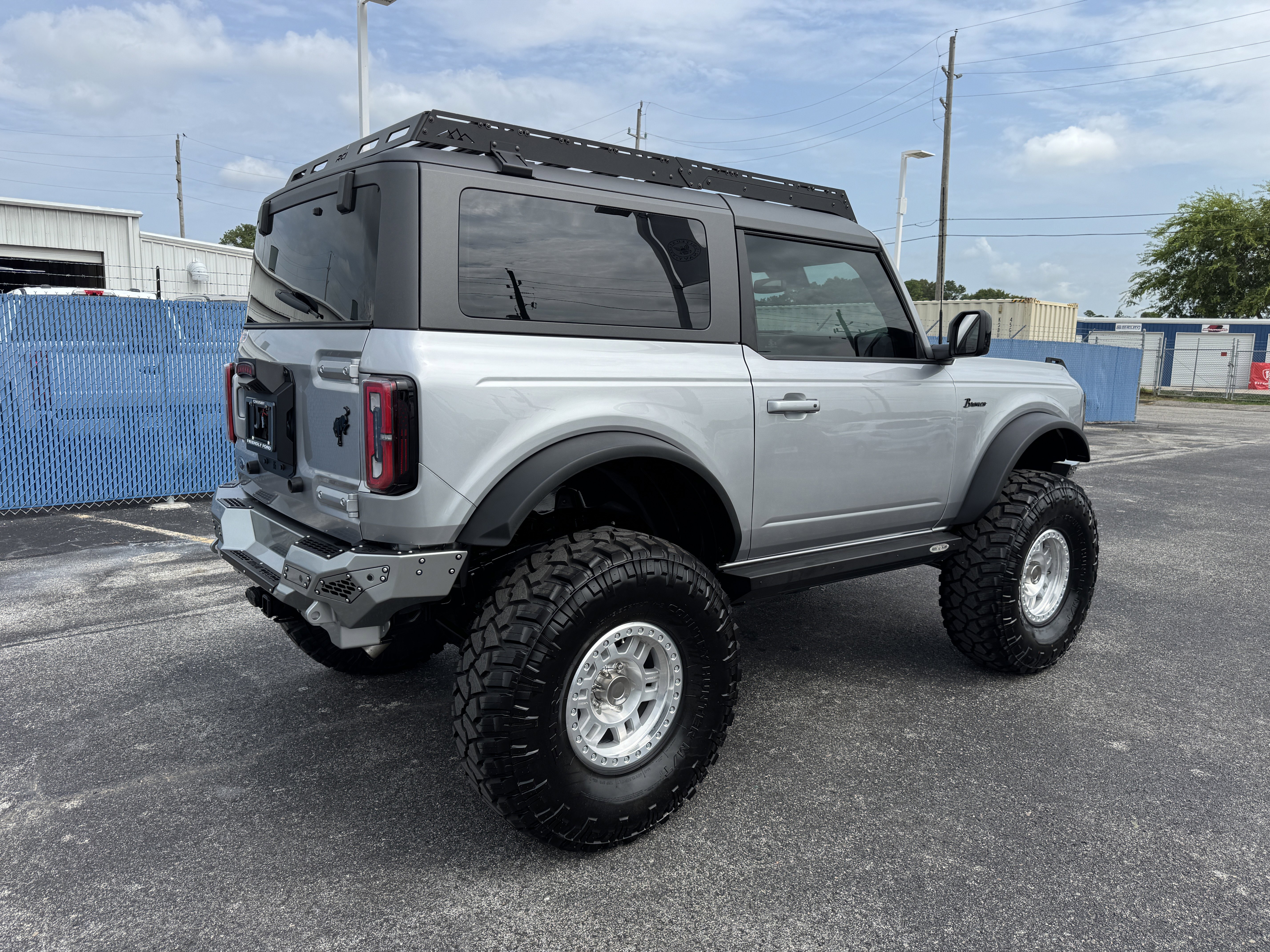 Used 2021 Ford Bronco Wildtrak image 2