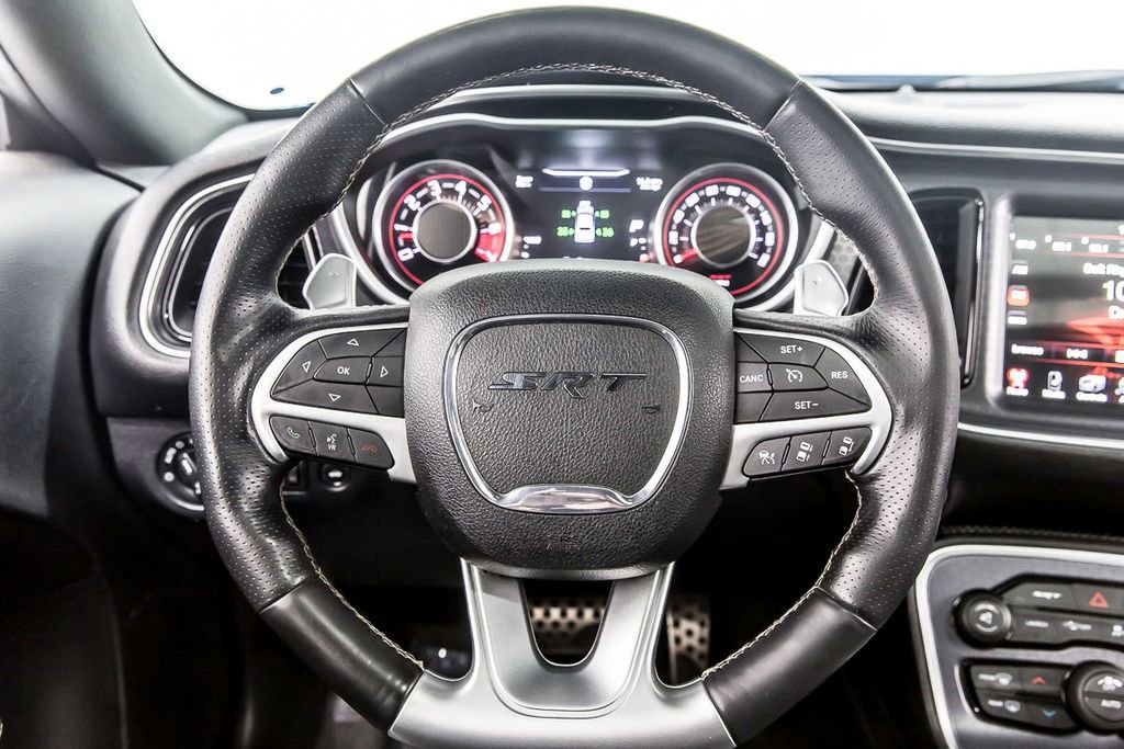 Used 2015 Dodge Challenger SRT w/ Technology Group image 22