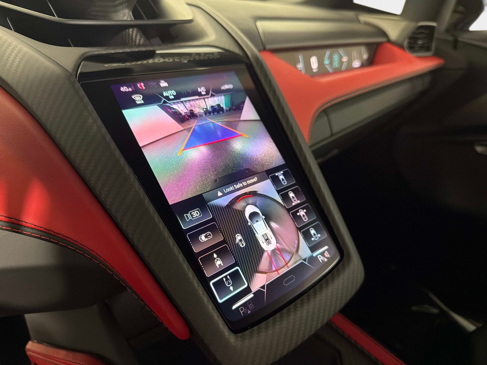 Used 2024 Lamborghini Revuelto AWD/4WD image 33