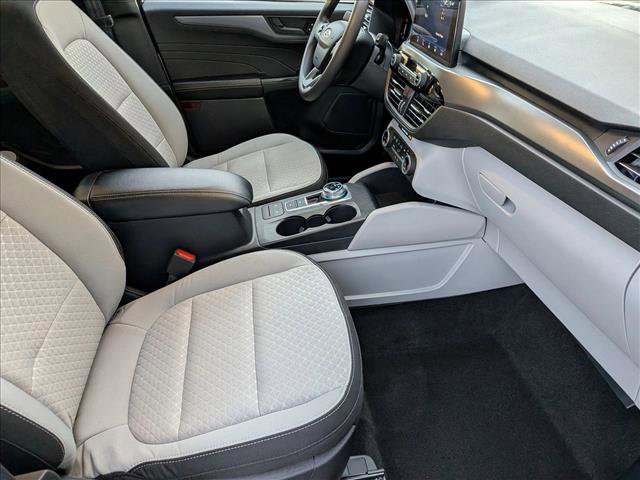 Used 2025 Ford Escape Active AWD/4WD image 20
