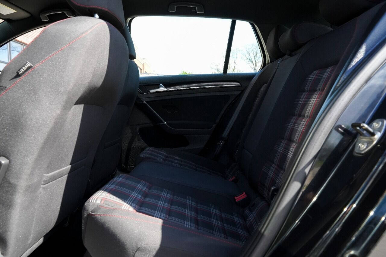 Used 2015 Volkswagen GTI S image 18