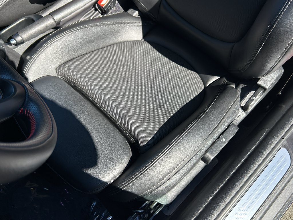 Used 2015 MINI Cooper S FWD image 15