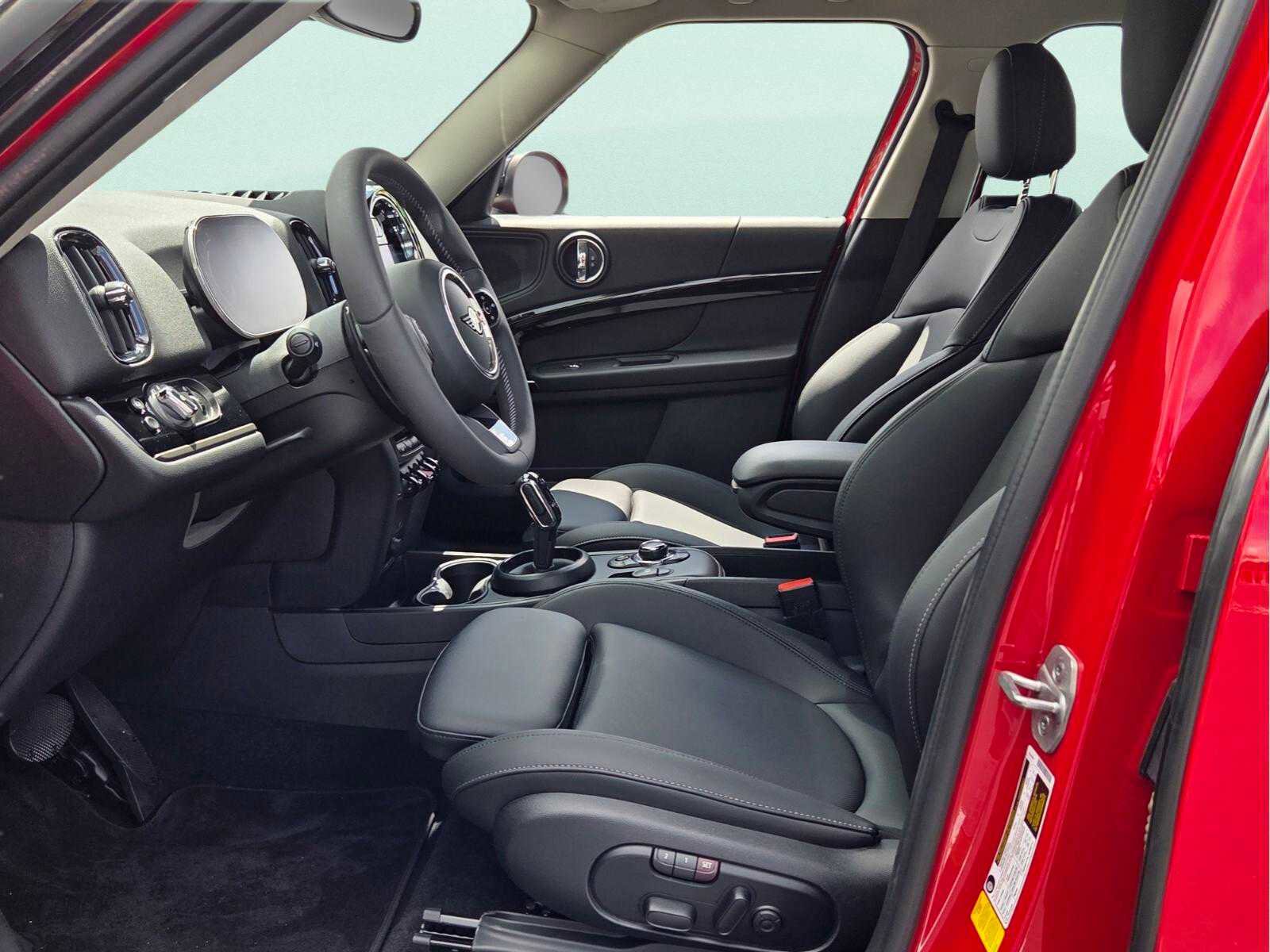Certified 2024 MINI Cooper Countryman S FWD image 9
