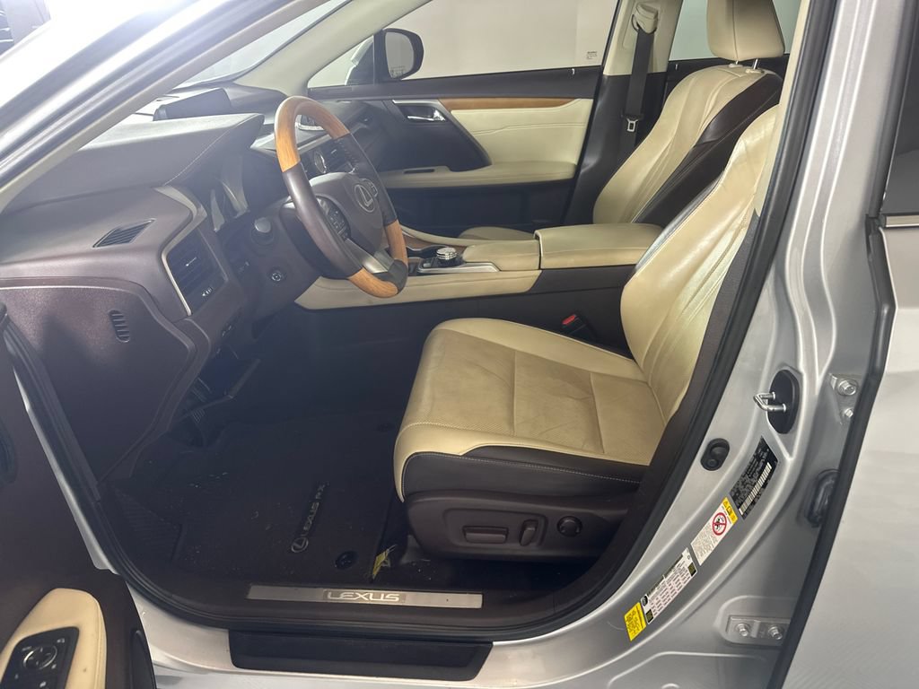 Used 2018 Lexus RX 350 FWD w/ Premium Package image 3