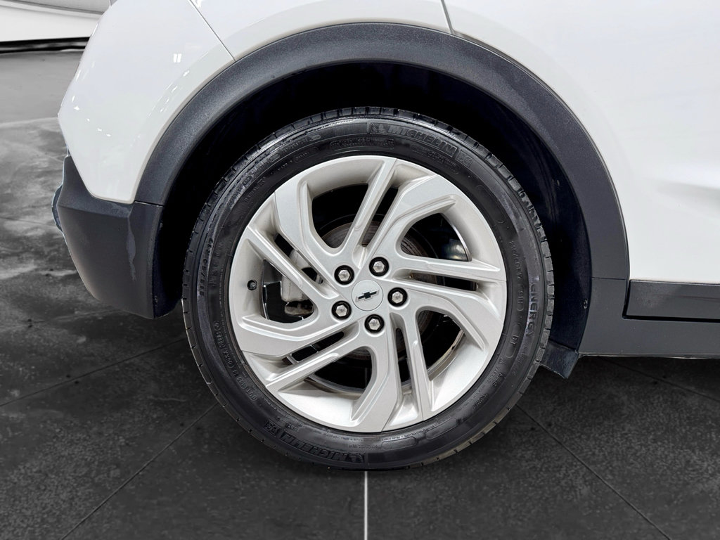 Used 2023 Chevrolet Bolt LT w/ Driver Confidence Package FWD image 34