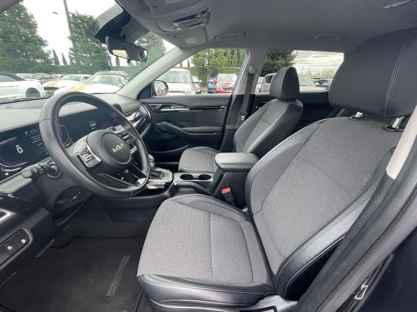 Used 2025 Kia Seltos S FWD image 22