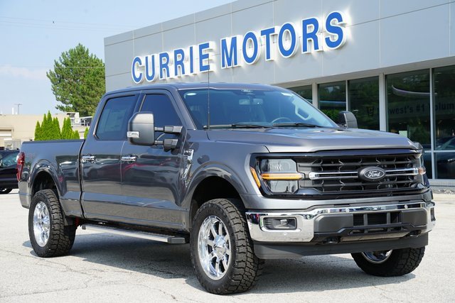 New 2025 Ford F150 XLT w/ Equipment Group 302A MID