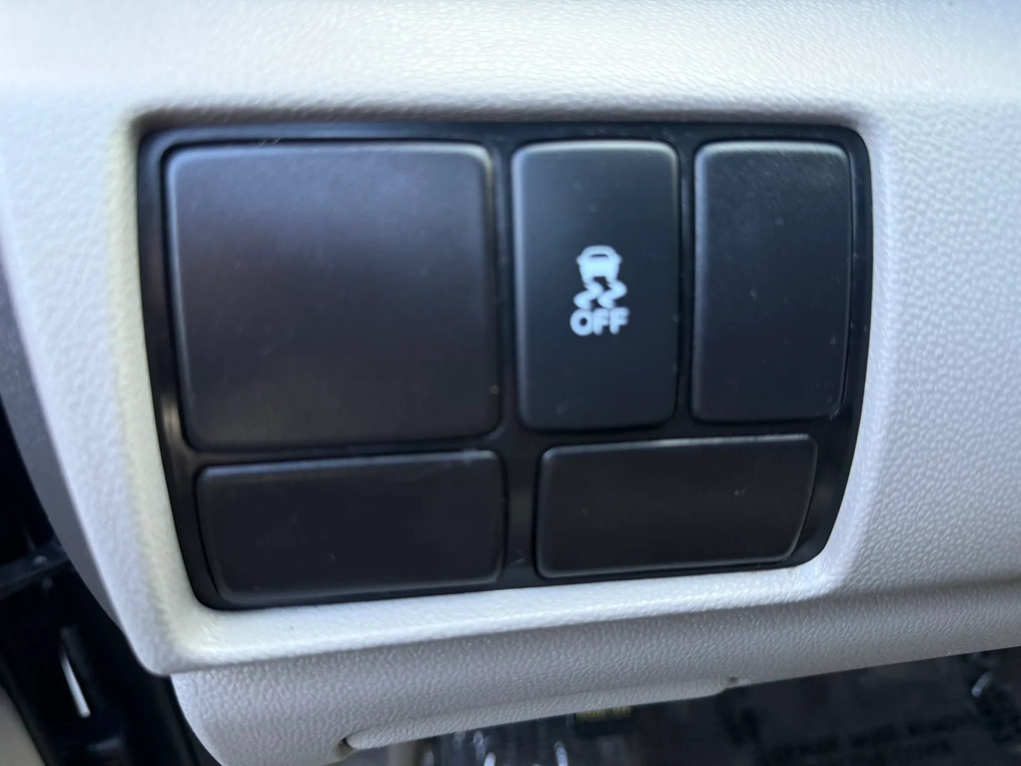 Used 2015 Honda Odyssey LX image 26