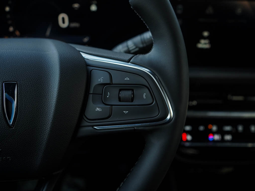 New 2026 Buick Envista Avenir FWD image 22