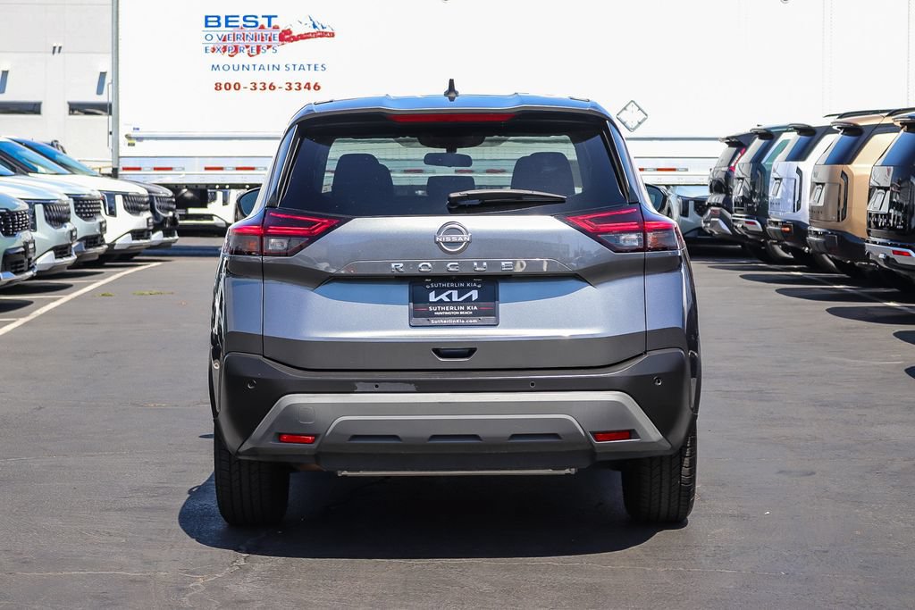 Used 2023 Nissan Rogue S FWD image 5