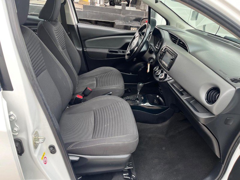 Used 2015 Toyota Yaris SE image 10
