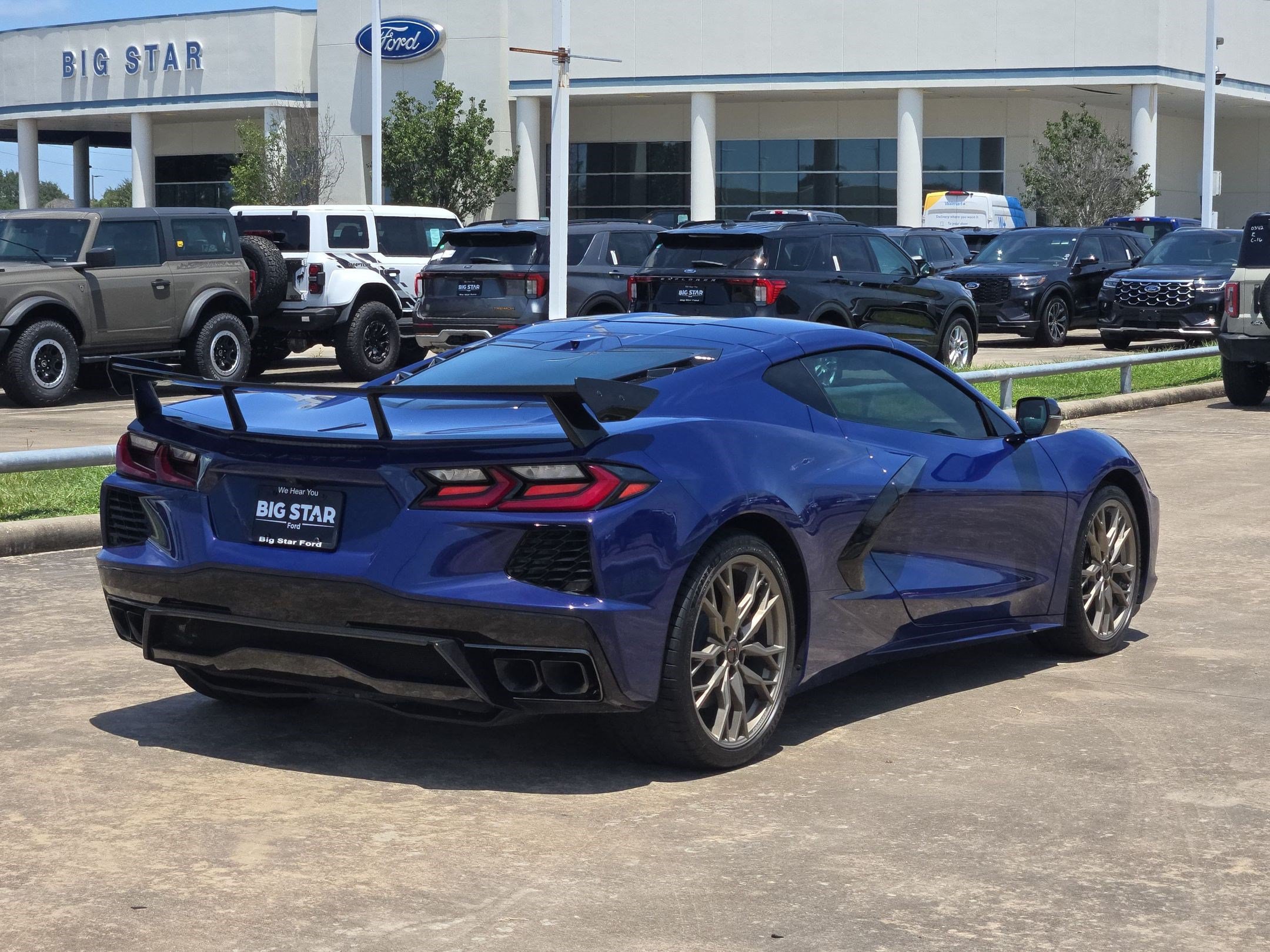 Used 2026 Chevrolet Corvette Stingray Coupe RWD image 3
