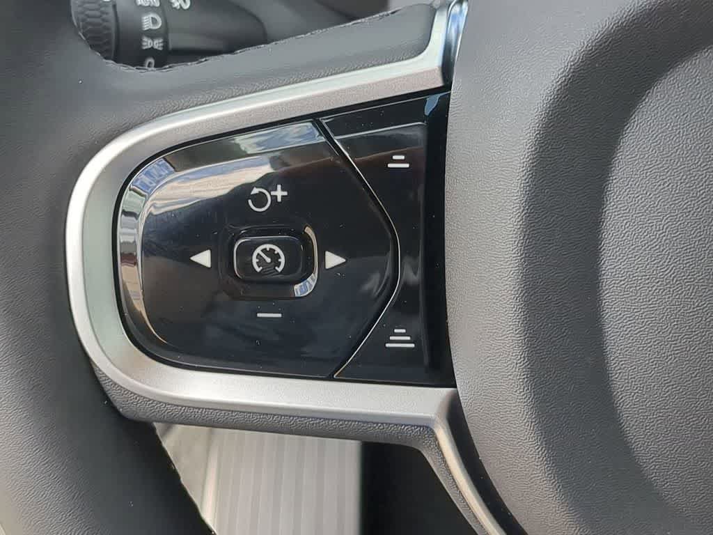 New 2026 Volvo XC90 B6 Plus AWD/4WD image 22